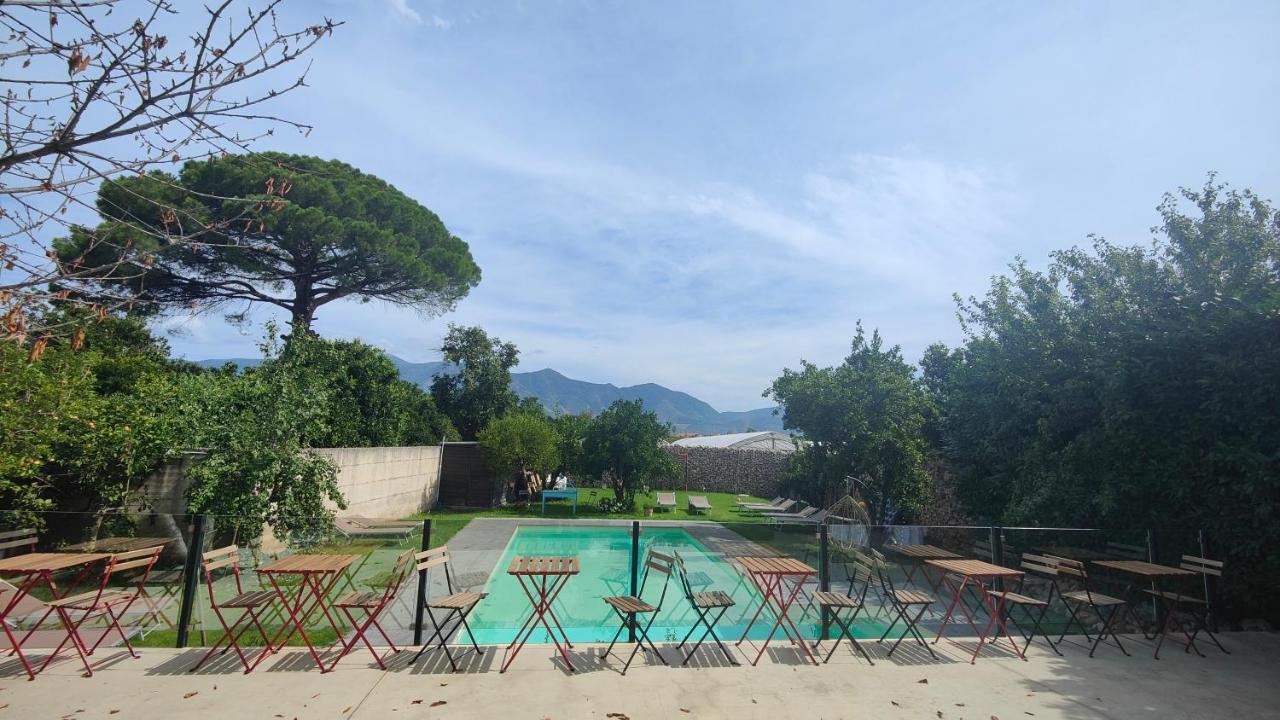 B&B D'Avino ปากานิ ภายนอก รูปภาพ