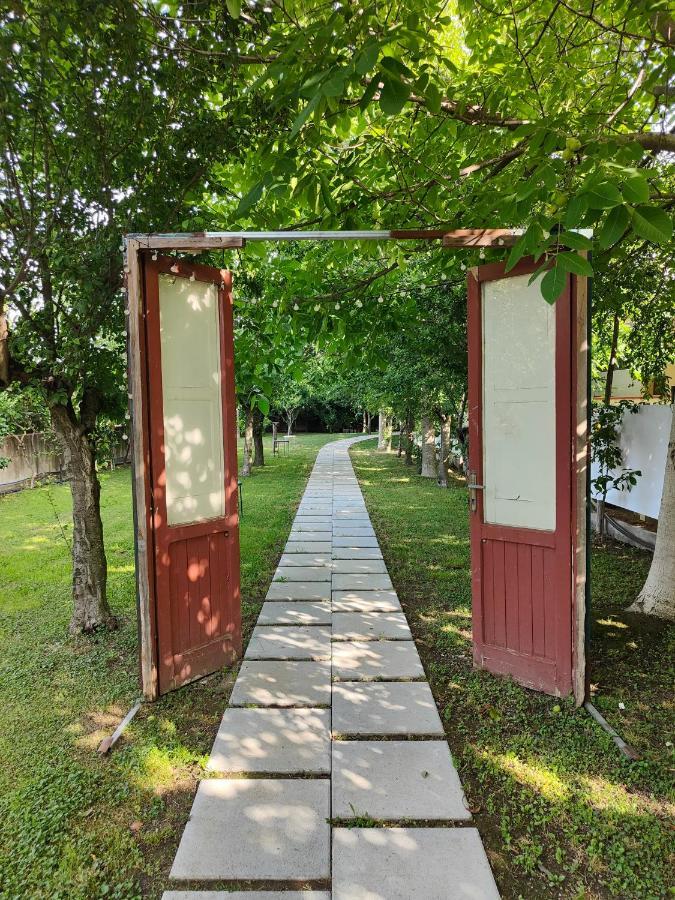 B&B D'Avino ปากานิ ภายนอก รูปภาพ